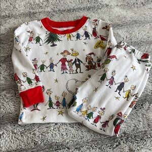 GUC POTTERY BARN KIDS GRINCH PAJAMAS